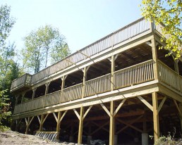 Double-layer deck