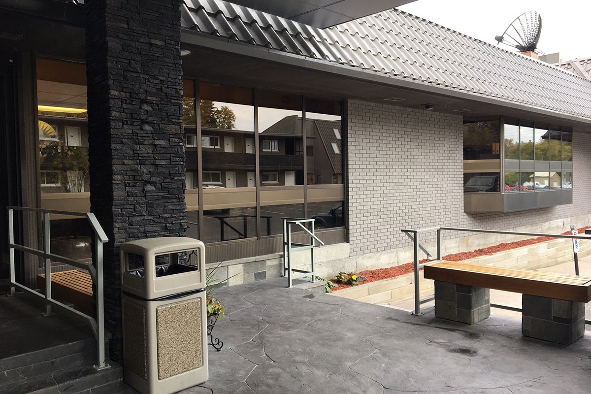 Hotel lobby exterior